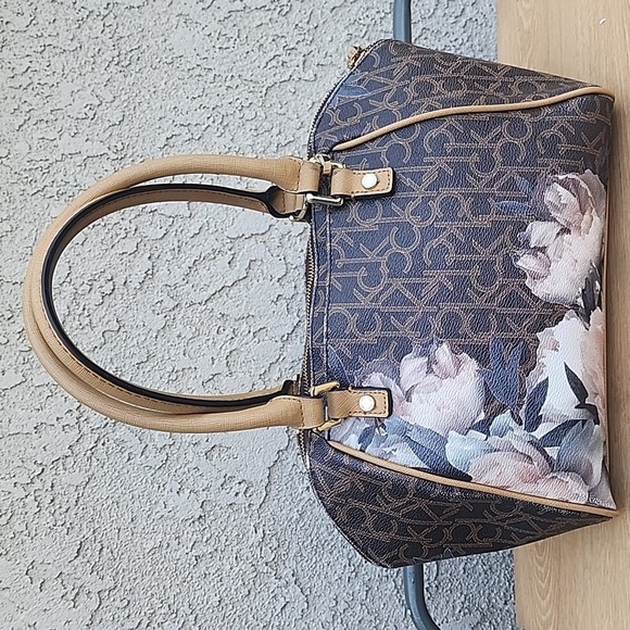 Calvin Klein Hudson Signature Satchel Handbag - Picture 3 of 15